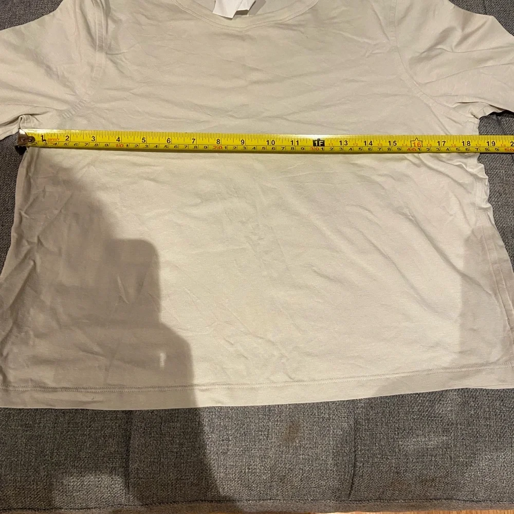 Lululemon classic fit cotton blend long sleeved tee bone size 6 - Picture 5 of 9